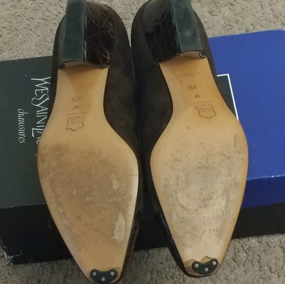 Authentic YSL low heeled suede pump - Picture 4 of 4